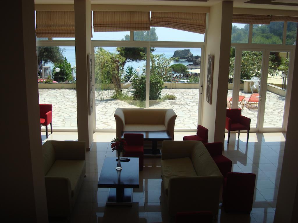 Hotel Glyfada Beach Hotel 3*